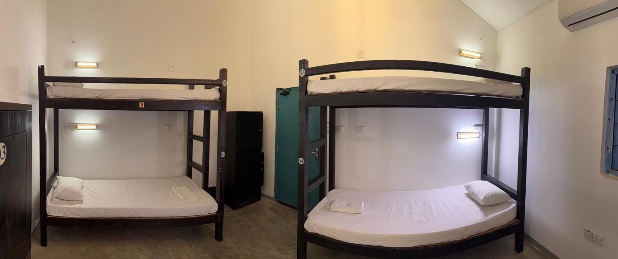 بيت شباب Bunk 15 Hiriketiya ديكويلاّ تين المظهر الخارجي الصورة