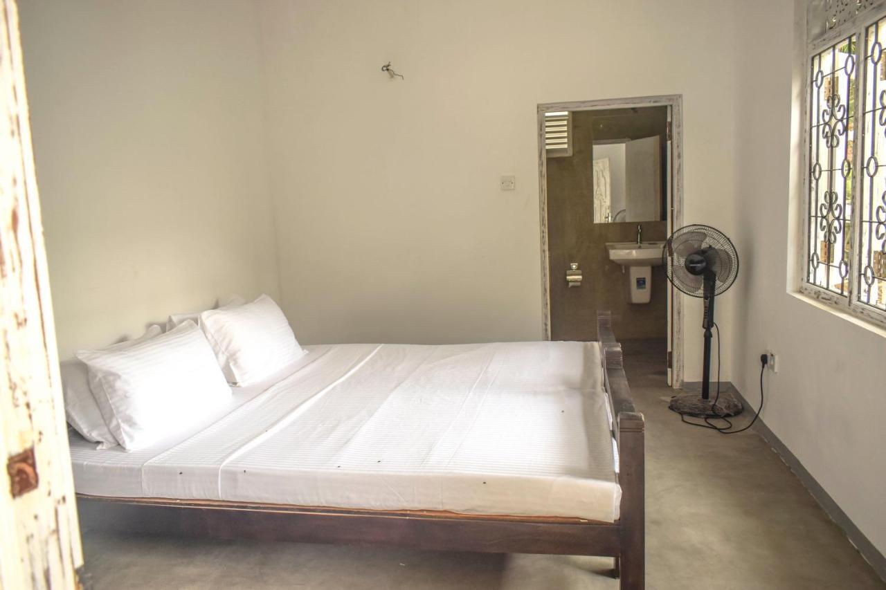 بيت شباب Bunk 15 Hiriketiya ديكويلاّ تين المظهر الخارجي الصورة