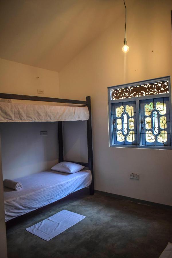 بيت شباب Bunk 15 Hiriketiya ديكويلاّ تين المظهر الخارجي الصورة